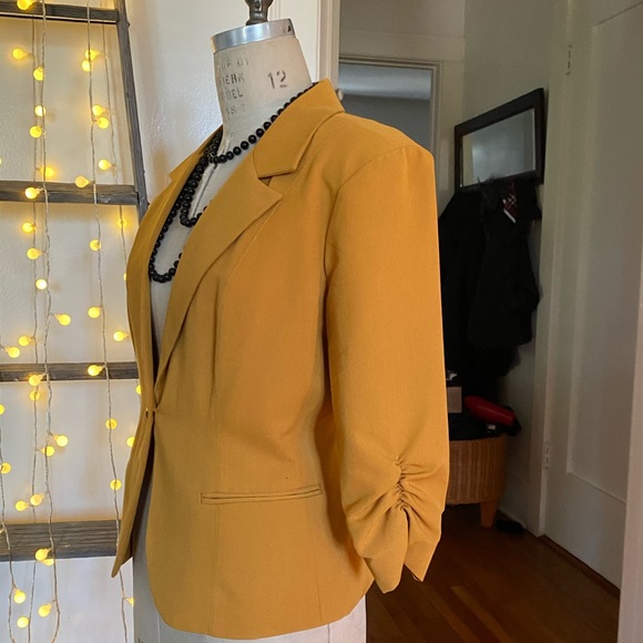 XOXO Jackets & Blazers - Mustard colored, short blazer with 3/4” sleeves